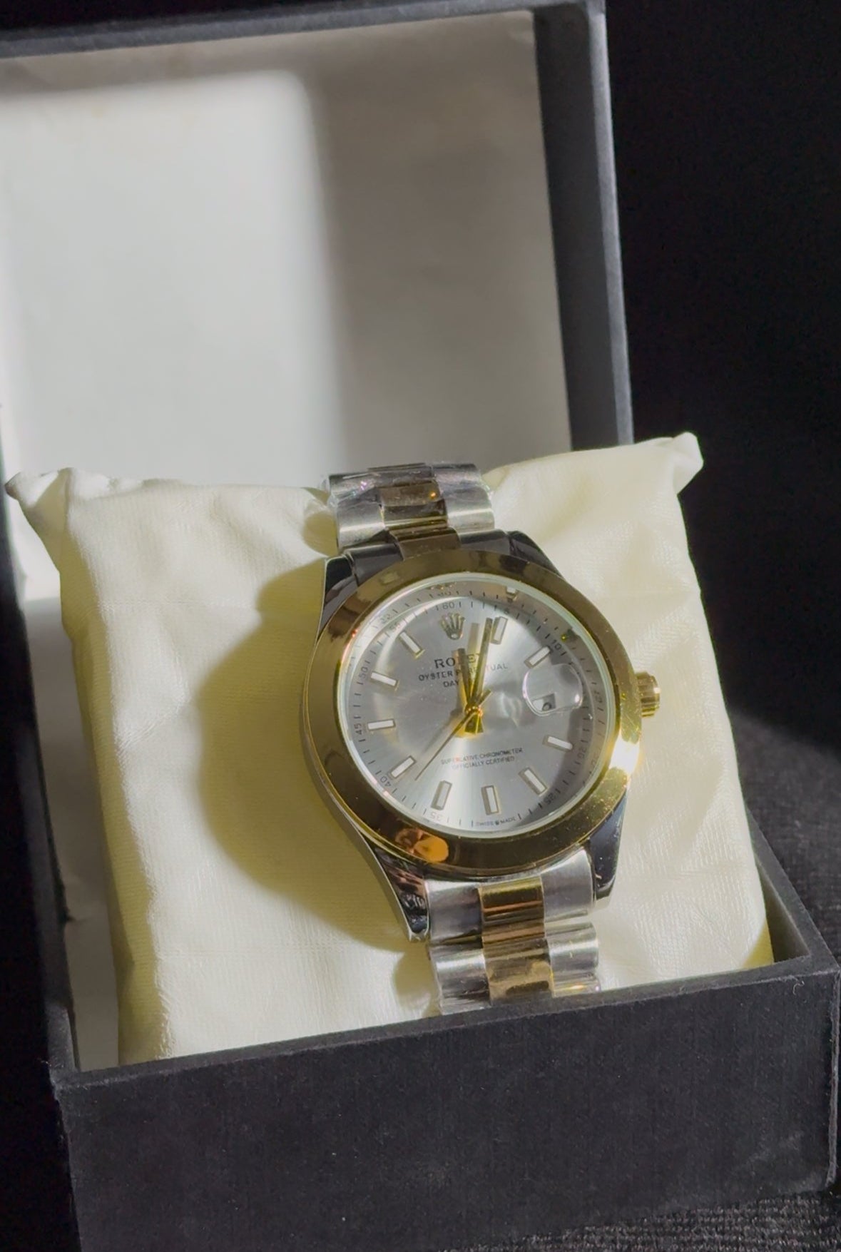 Rolex Oyster Luxe
